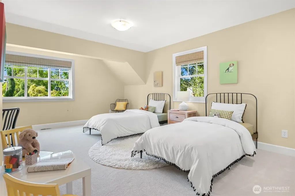 4414 NE 77th Street Seattle WA 98115