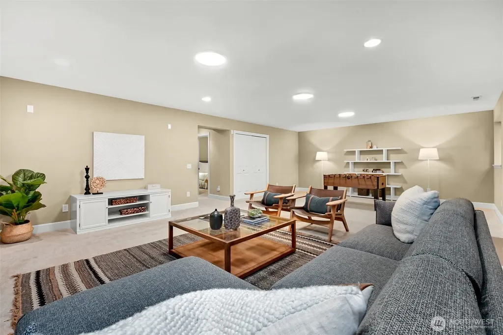 4414 NE 77th Street Seattle WA 98115