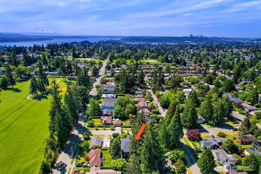 4414 NE 77th Street Seattle WA 98115