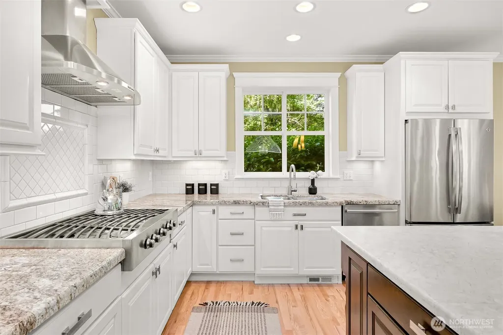 4414 NE 77th Street Seattle WA 98115