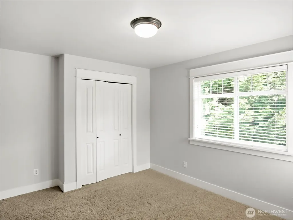28812 118th Avenue SE Auburn WA 98092