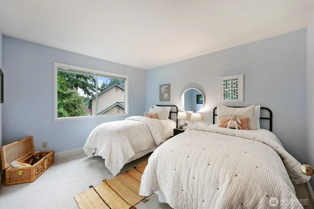 3911 240th Place SE Sammamish WA 98029