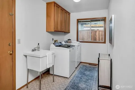 3911 240th Place SE Sammamish WA 98029
