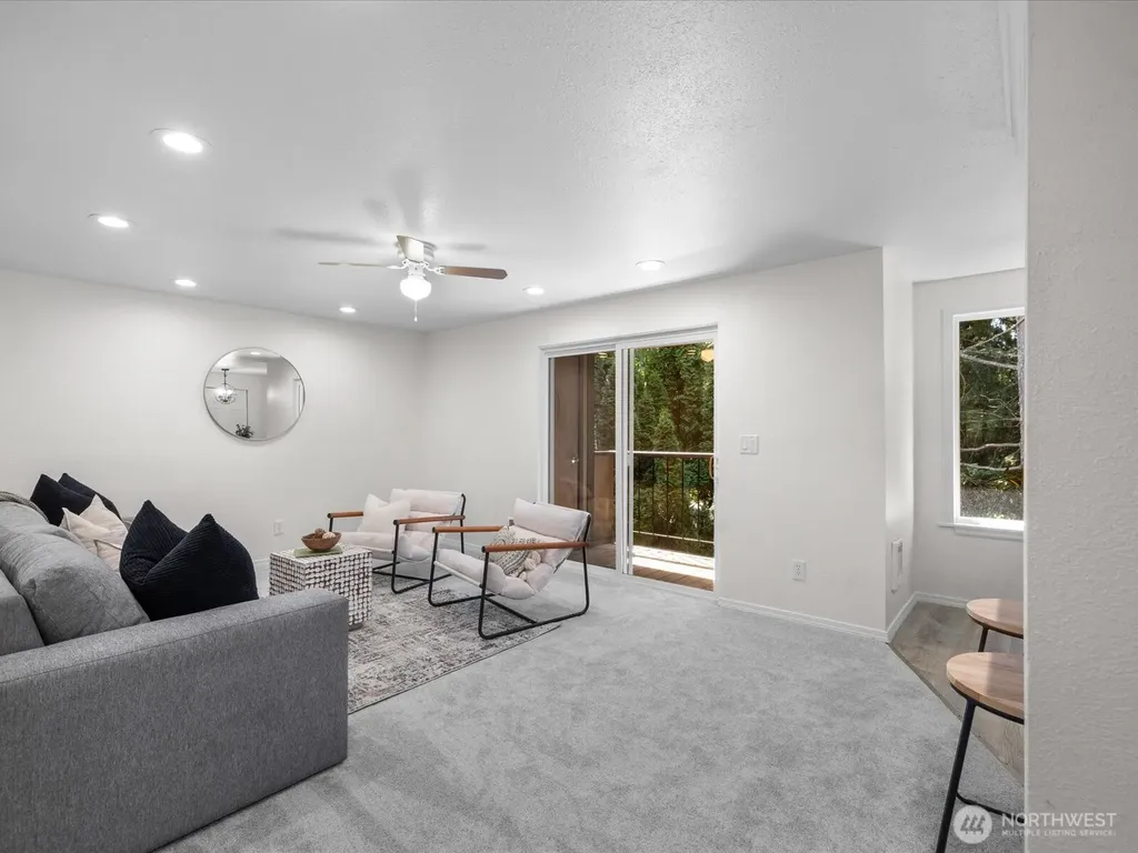 7205 224th Street SW Edmonds WA 98026