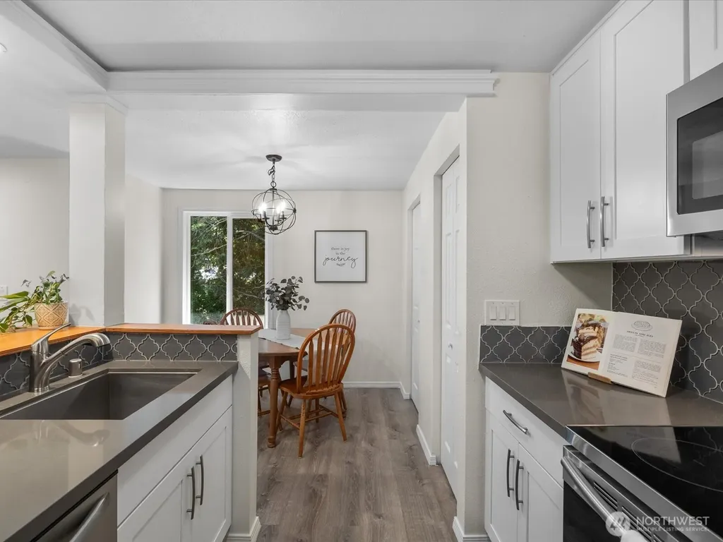7025 224th Street SW Edmonds WA 98026