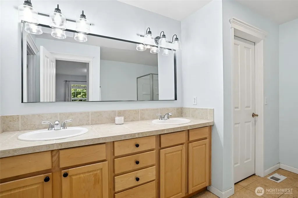 35227 SE Aspen Lane Snoqualmie WA 98065