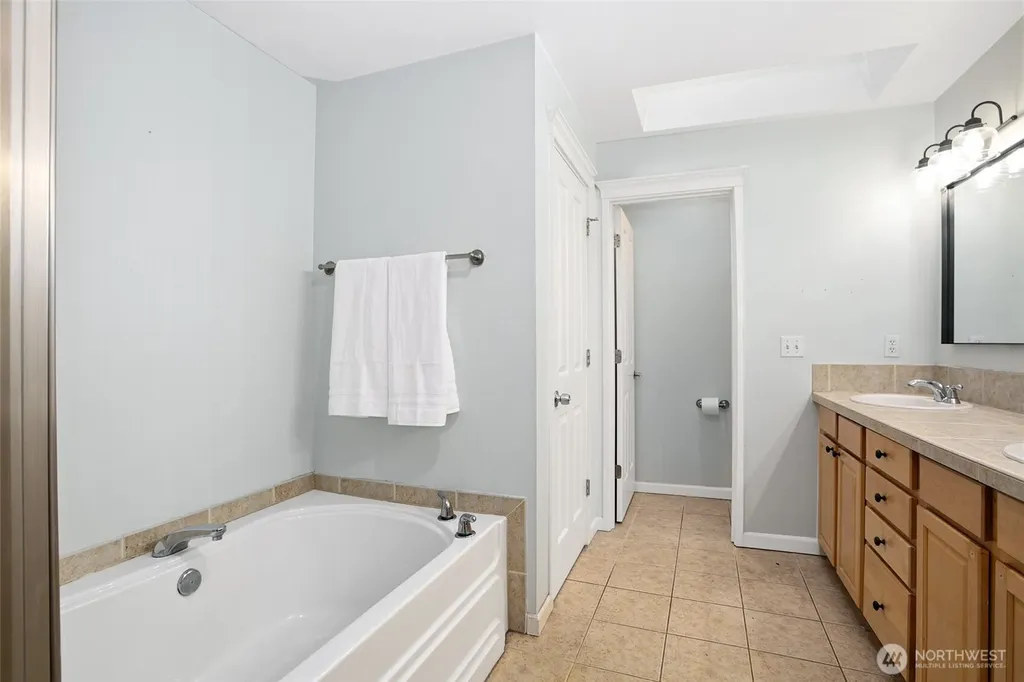35227 SE Aspen Lane Snoqualmie WA 98065