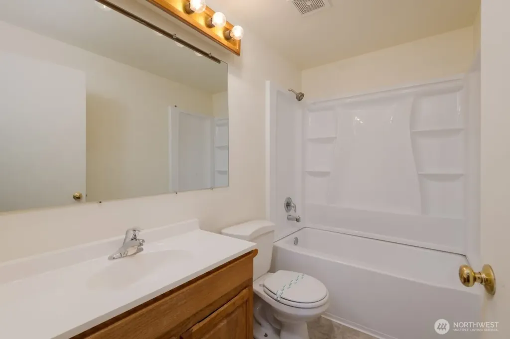 2619 SW 332nd Place Federal Way WA 98023