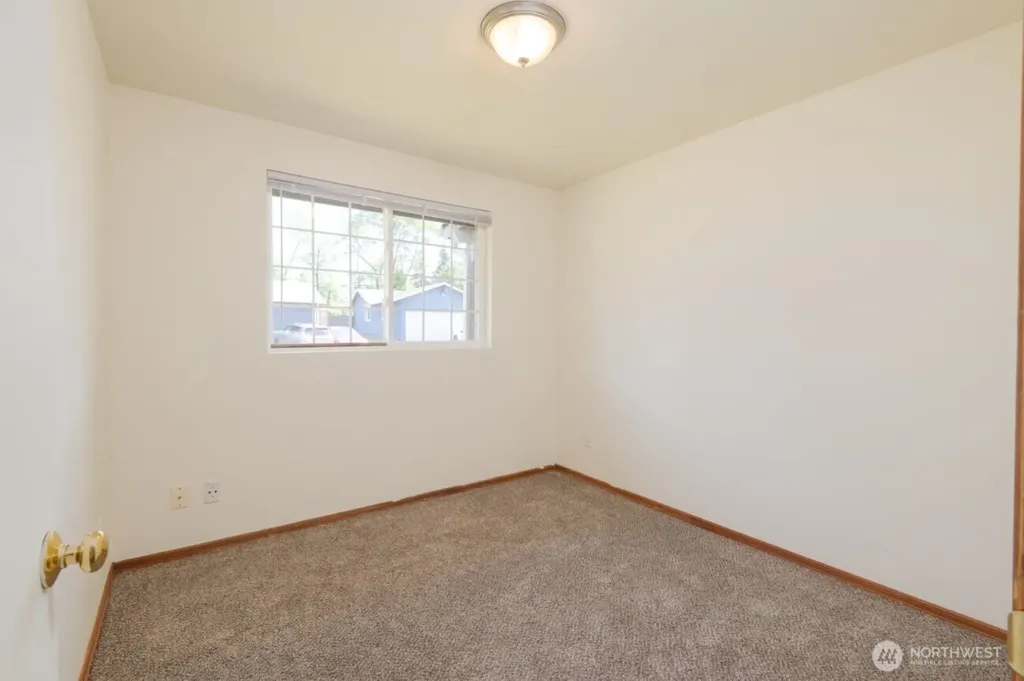 2619 SW 332nd Place Federal Way WA 98023