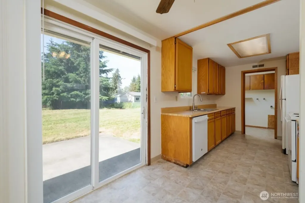 2619 SW 332nd Place Federal Way WA 98023