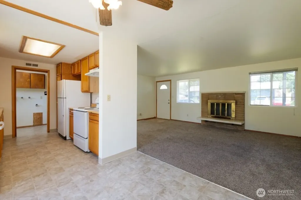 2619 SW 332nd Place Federal Way WA 98023