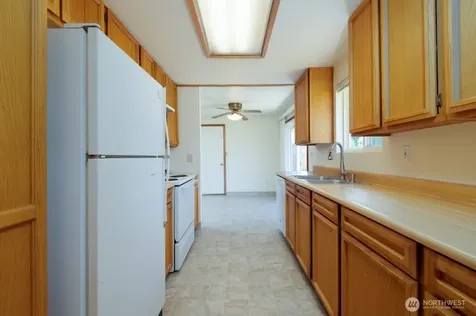 2619 SW 332nd Place Federal Way WA 98023