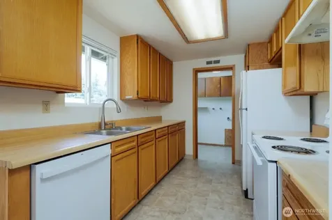 2619 SW 332nd Place Federal Way WA 98023