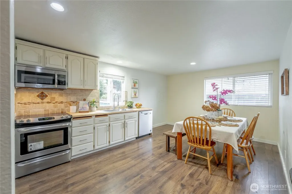 4404 Terrace Drive Everett WA 98203