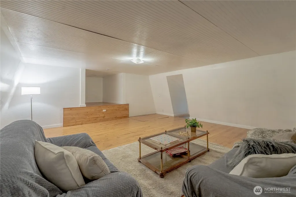 4404 Terrace Drive Everett WA 98203