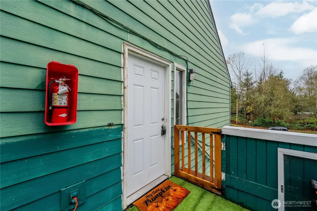 4404 Terrace Drive Everett WA 98203
