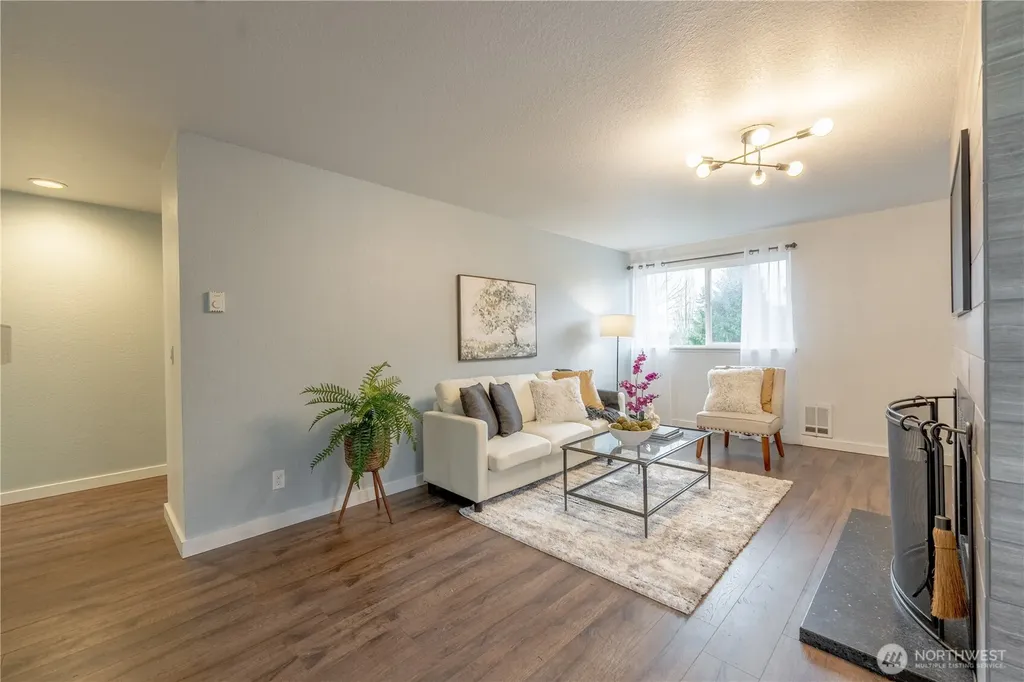 4404 Terrace Drive Everett WA 98203