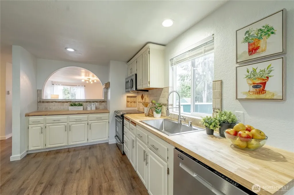 4404 Terrace Drive Everett WA 98203
