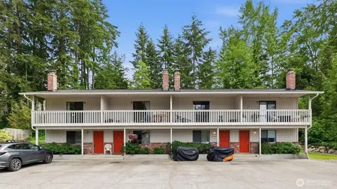 12813 109th Avenue Ct E Puyallup WA 98374