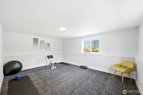 14022 Meridian Avenue S Everett WA 98208