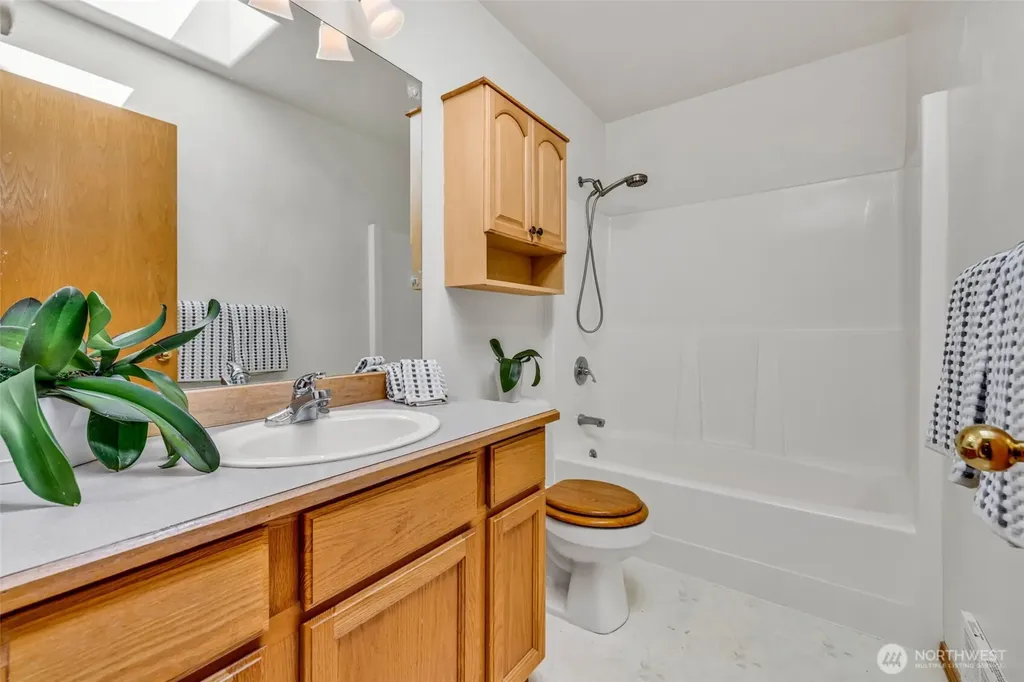 181 Duke Drive Sequim WA 98382