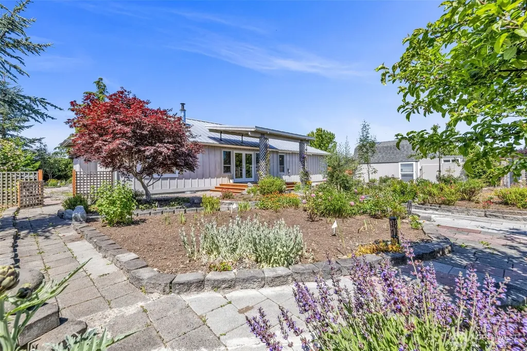 181 Duke Drive Sequim WA 98382