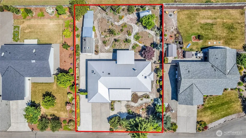181 Duke Drive Sequim WA 98382
