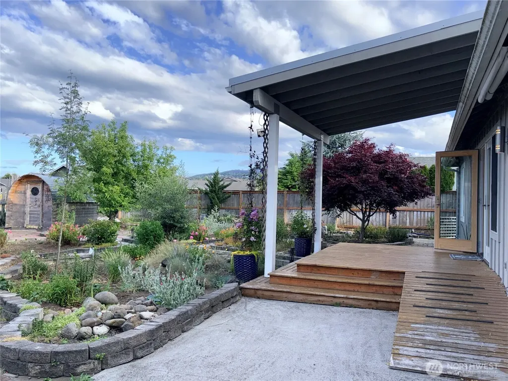 181 Duke Drive Sequim WA 98382