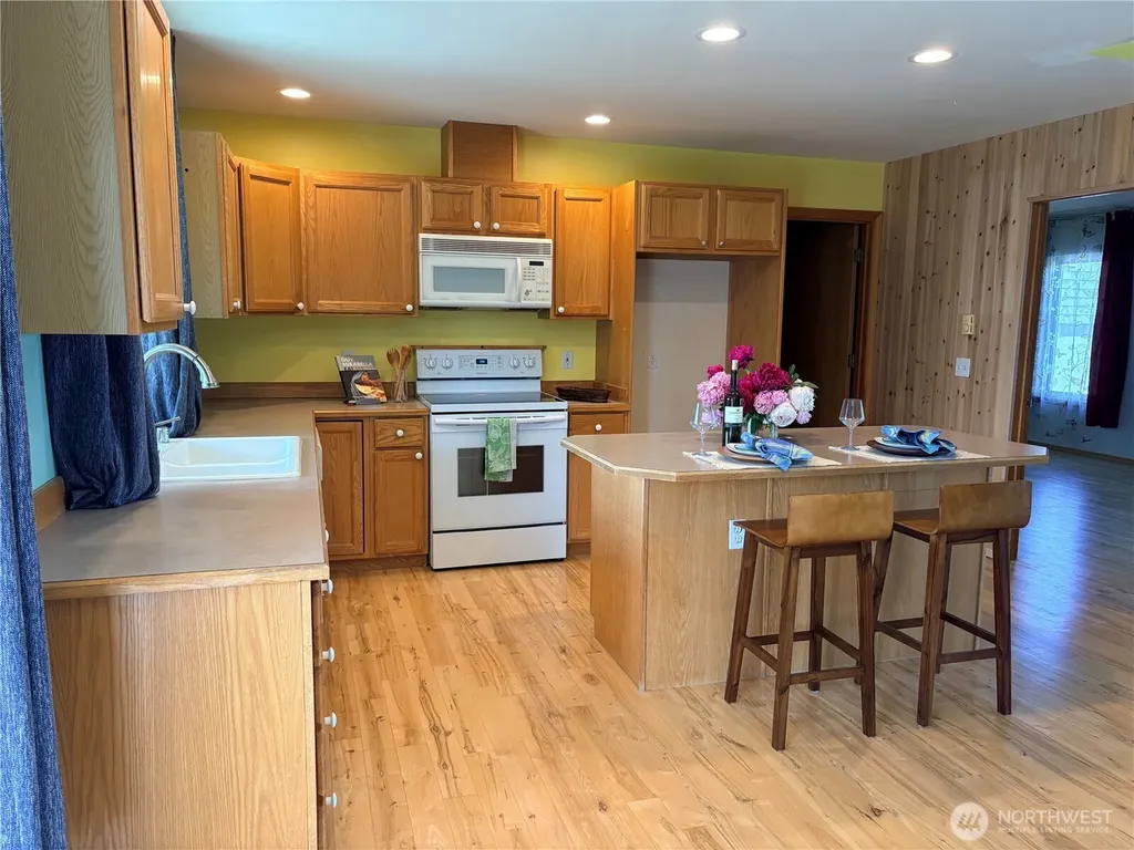181 Duke Drive Sequim WA 98382