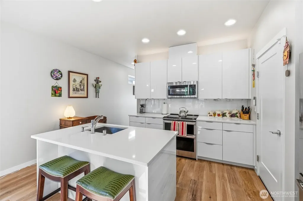 921 Sunseeker Lane Bellingham WA 98226