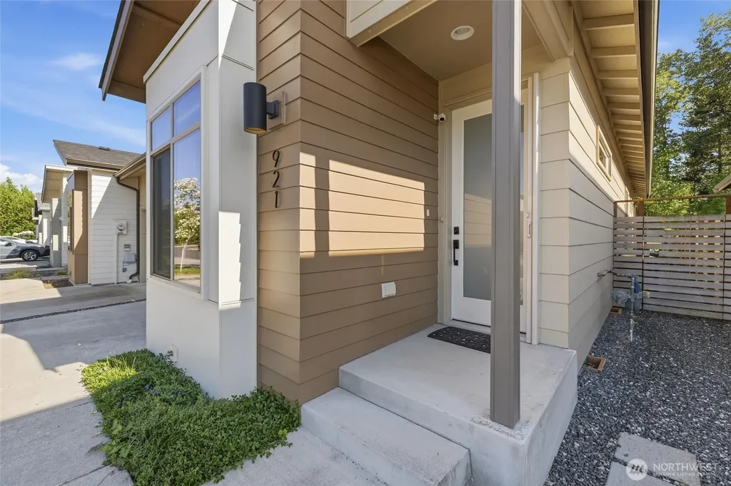921 Sunseeker Lane Bellingham WA 98226