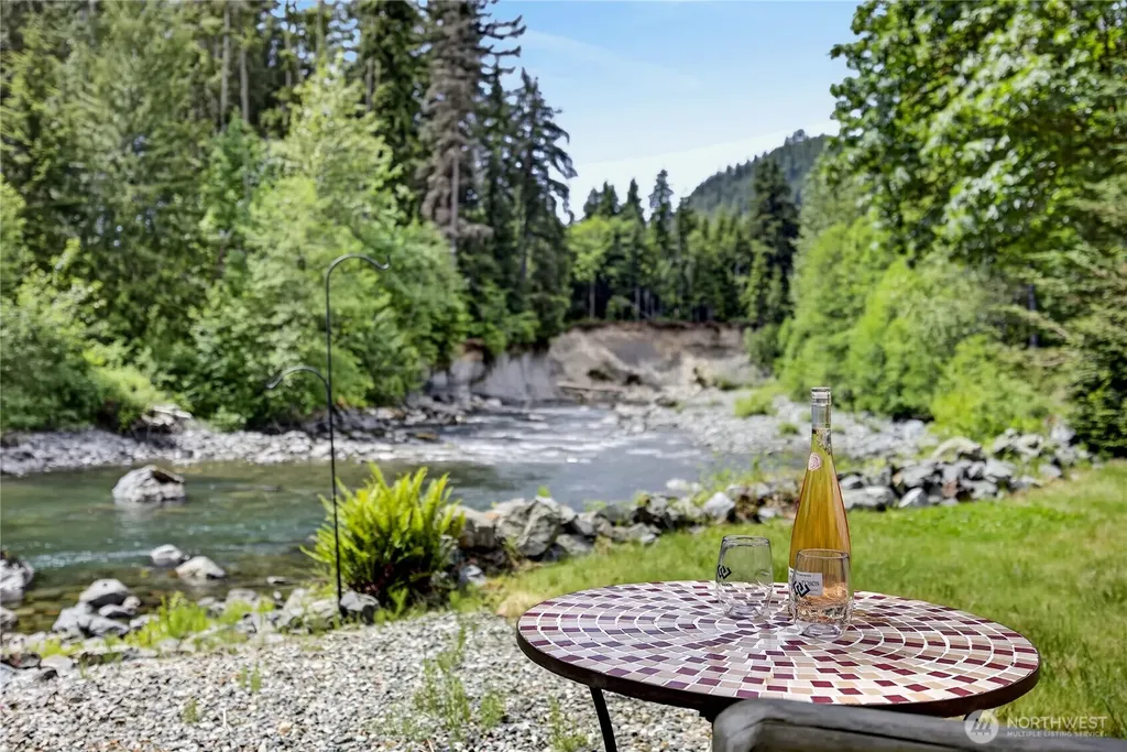 20409 133rd Street NE Granite Falls WA 98252