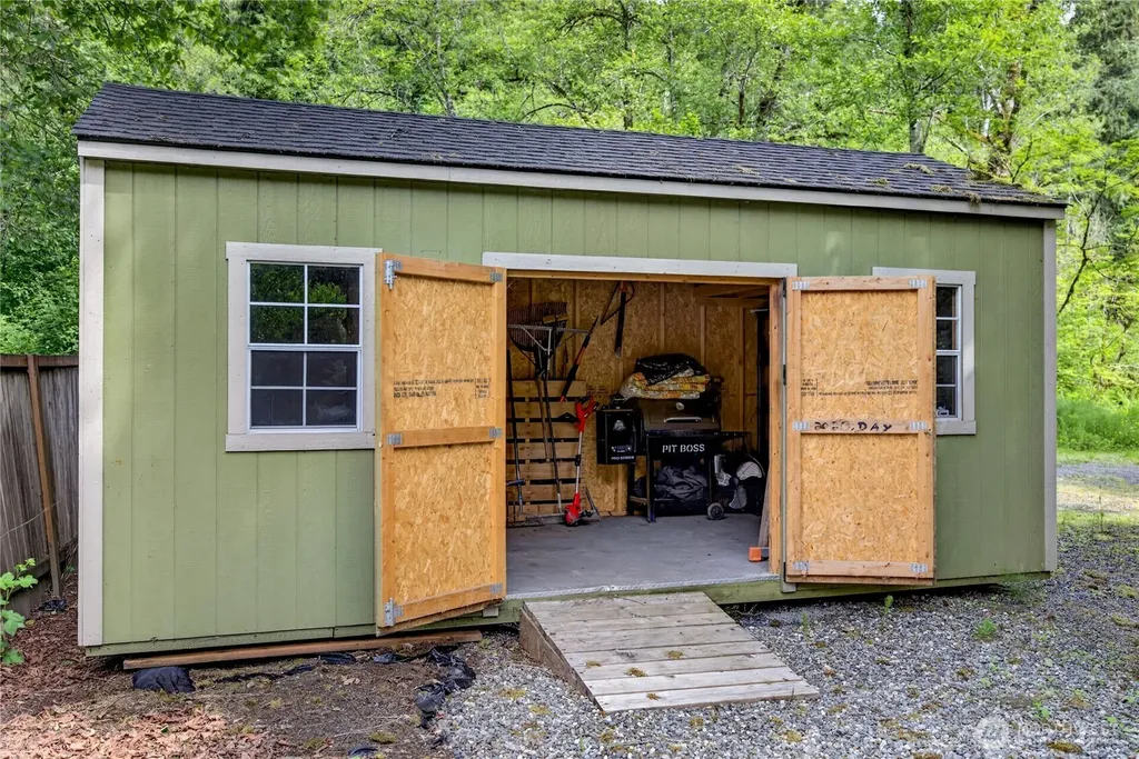 20409 133rd Street NE Granite Falls WA 98252