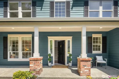 2619 Anacortes Avenue NE Renton WA 98059