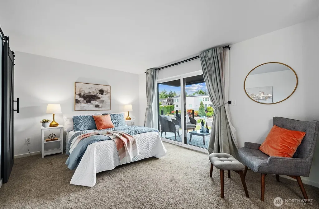 6225 Lake Washington Boulevard NE Kirkland WA 98033