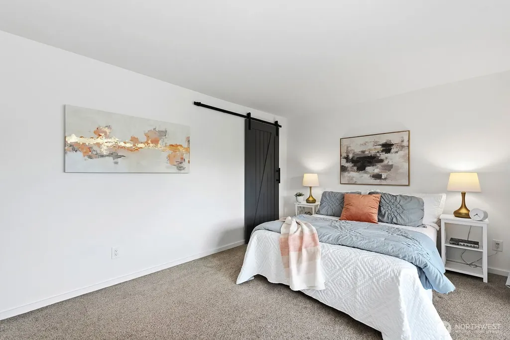6225 Lake Washington Boulevard NE Kirkland WA 98033
