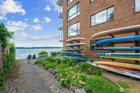 6225 Lake Washington Boulevard NE Kirkland WA 98033