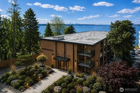6225 Lake Washington Boulevard NE Kirkland WA 98033