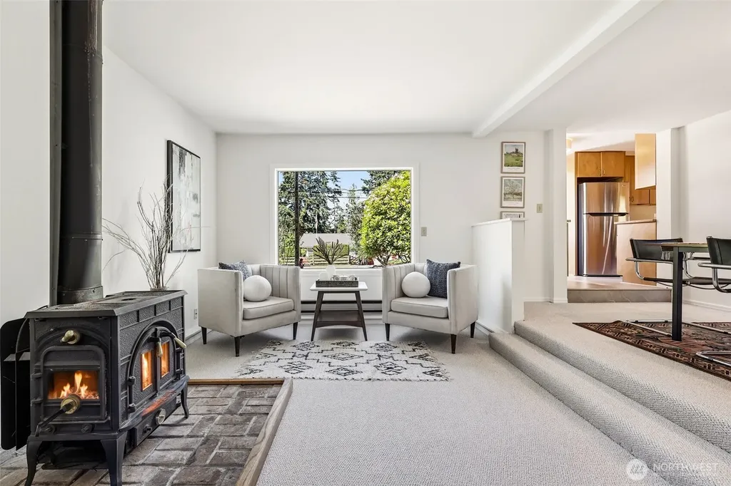 14066 22nd Avenue NE Seattle WA 98125