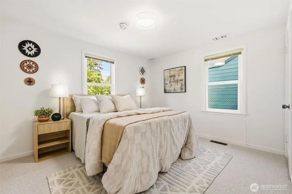 14066 22nd Avenue NE Seattle WA 98125