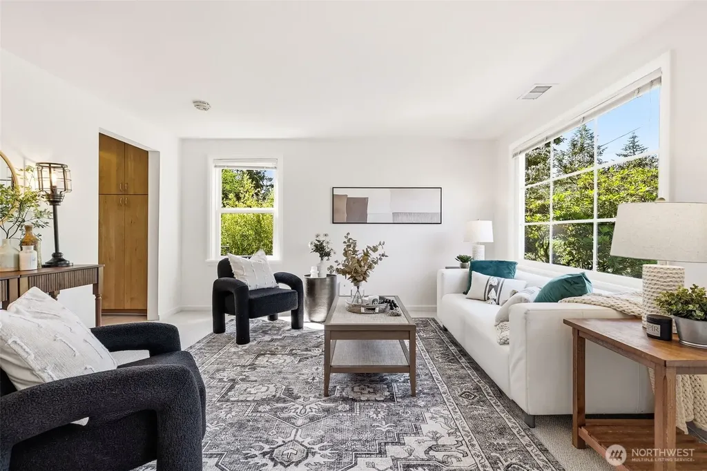 14066 22nd Avenue NE Seattle WA 98125