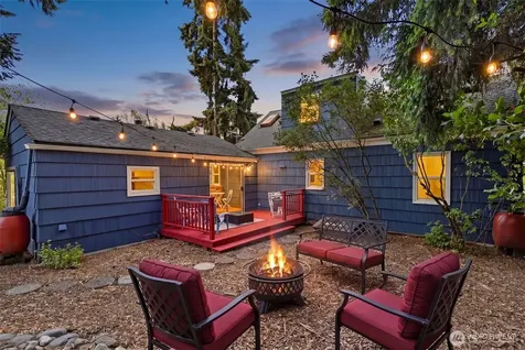 14066 22nd Avenue NE Seattle WA 98125