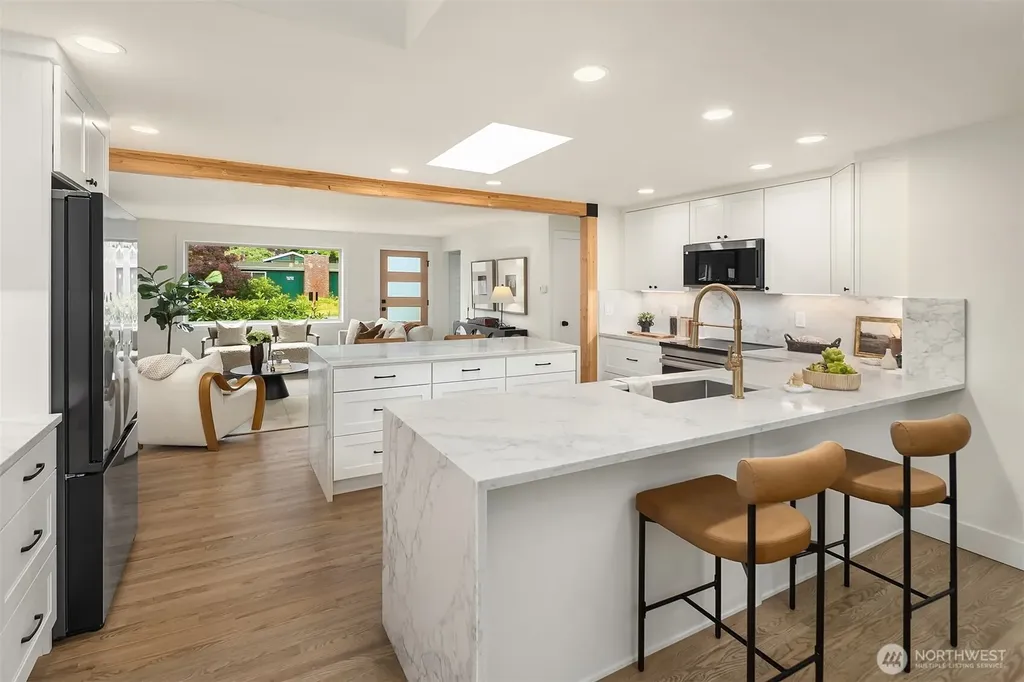 24306 106th Place W Edmonds WA 98020