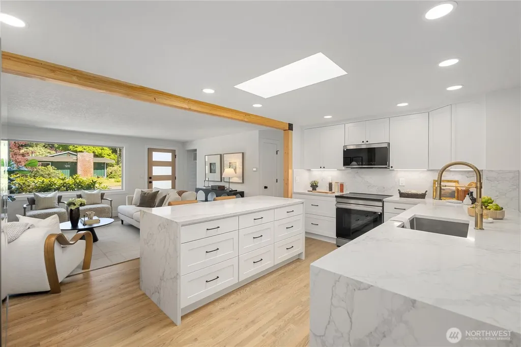 24306 106th Place W Edmonds WA 98020