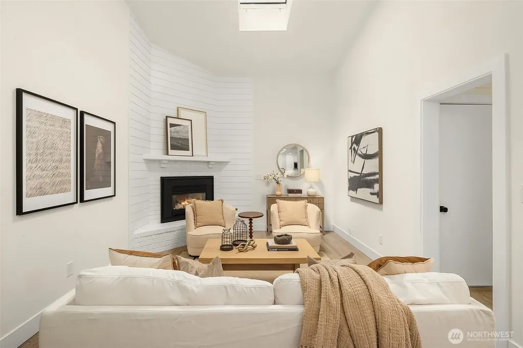 24306 106th Place W Edmonds WA 98020