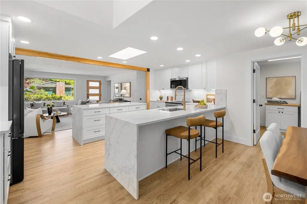 24306 106th Place W Edmonds WA 98020