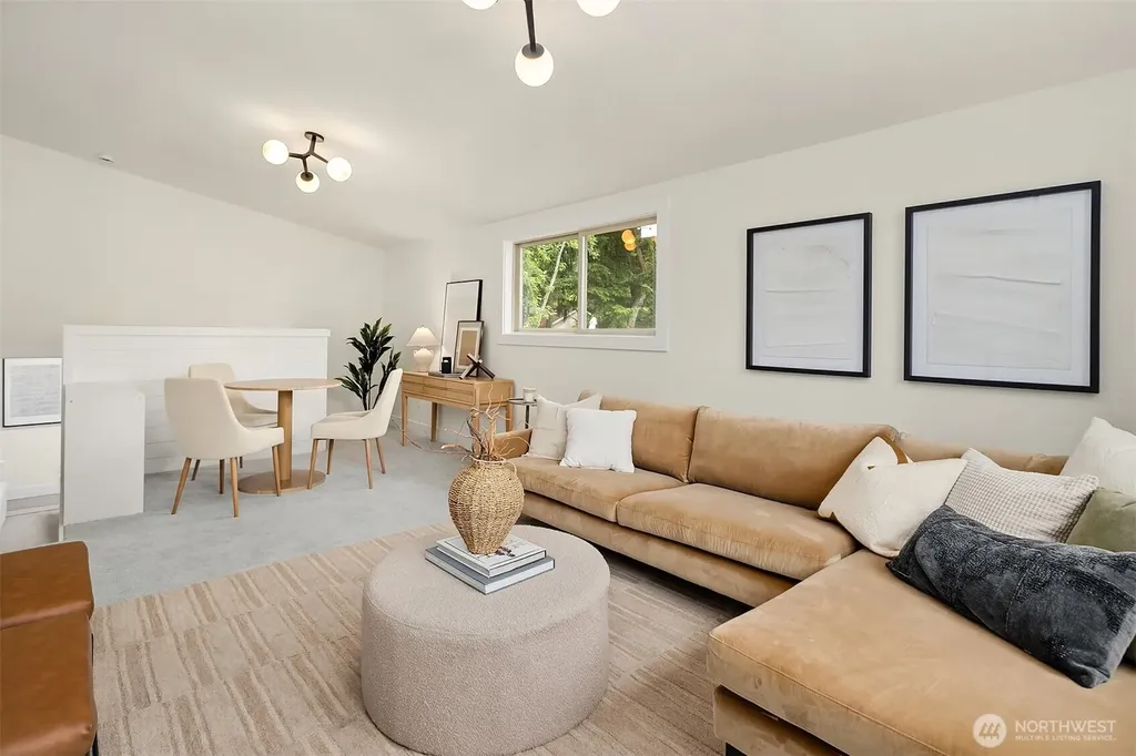 24306 106th Place W Edmonds WA 98020