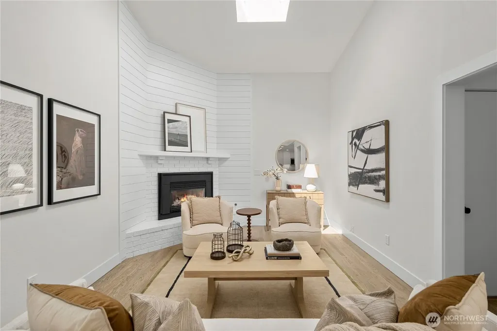 24306 106th Place W Edmonds WA 98020