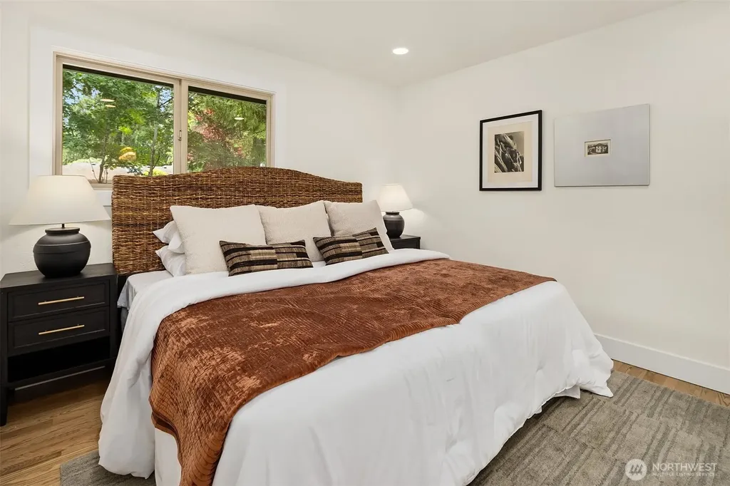 24306 106th Place W Edmonds WA 98020
