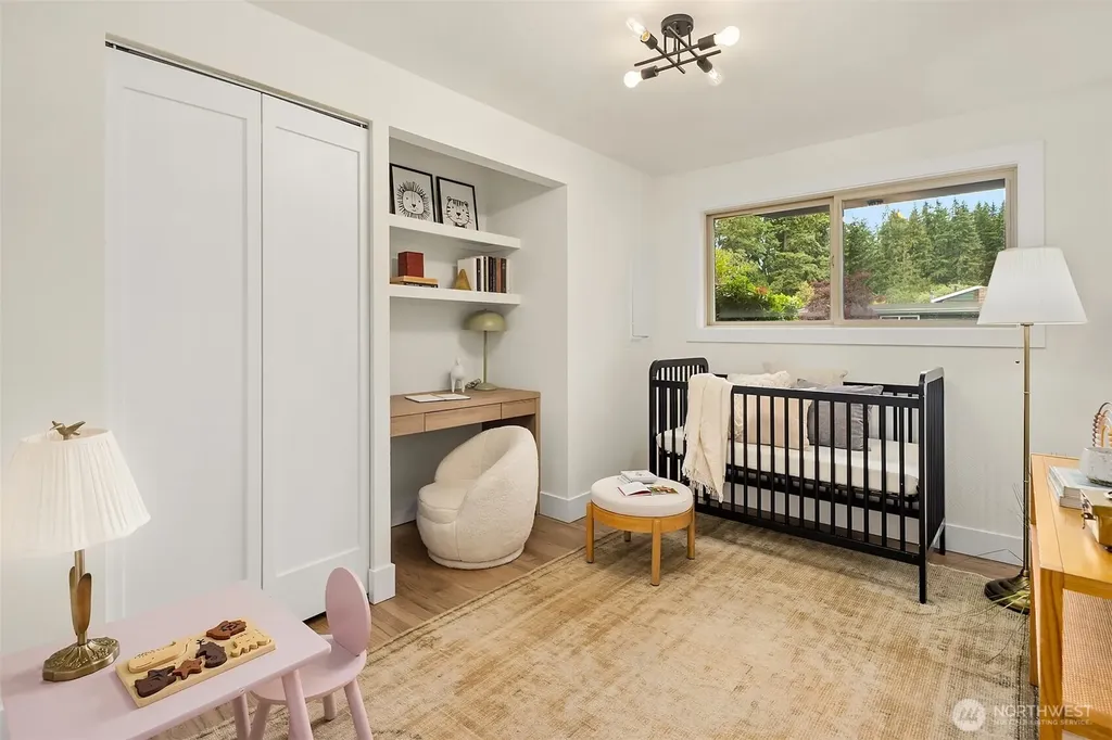 24306 106th Place W Edmonds WA 98020